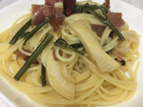 山菜と筍の生ハムペペロンチーノ