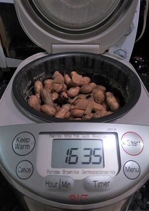 炊飯器で～ハワイ名物、茹でピーナッツ♪-レシピのメイン写真