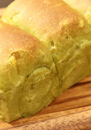 しっとり!もちもち! 抹茶と甘栗の食パン-レシピのメイン写真