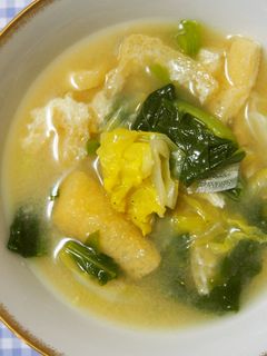 キャベツ・小松菜のお味噌汁♪甘くて美味♪-レシピのメイン写真