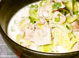 クリーミー味噌ミルク！！豚キャべうどん-レシピのメイン写真