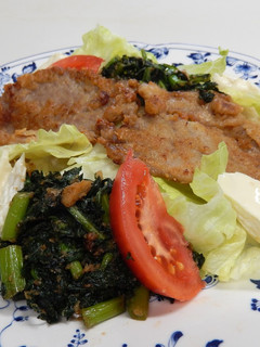 野菜たっぷり!豚肉と春菊の変わり生姜焼-レシピのメイン写真