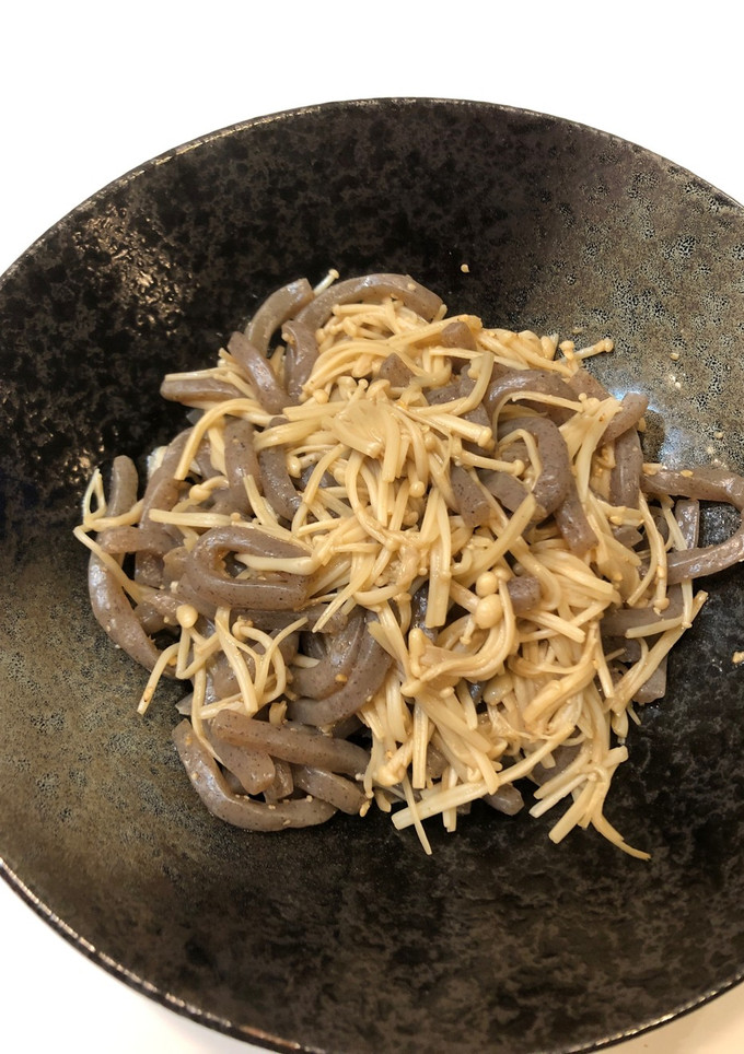 こんにゃくとエノキの炒め物-レシピのメイン写真