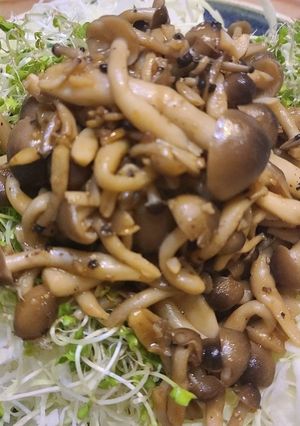 キノコを足すだけでボリュームupサラダ♪-レシピのメイン写真