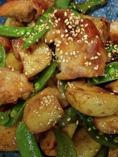 春限定☆新じゃがと鶏もも肉の甘辛炒め♪-レシピのメイン写真