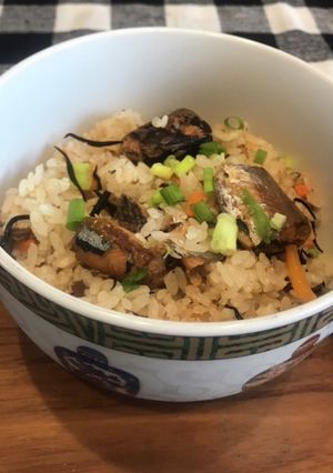 炊飯器で簡単　さんま缶の炊き込みご飯-レシピのメイン写真