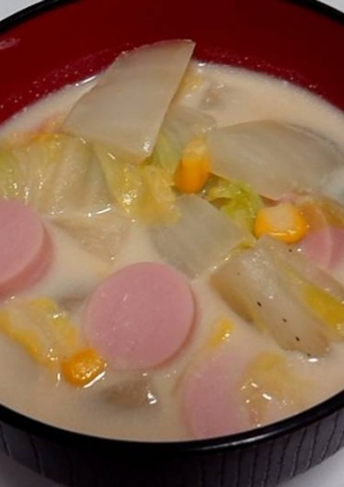 簡単！白菜と魚肉ソーセージの豆乳スープ-レシピのメイン写真
