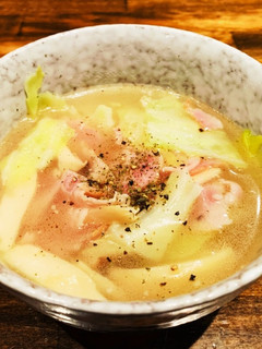 キャベツ、ベーコン、エリンギのスープ-レシピのメイン写真