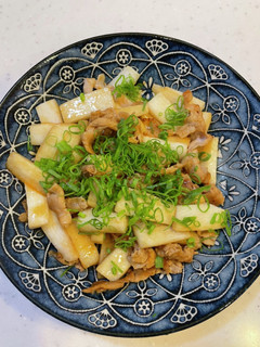 簡単!美味しい!長芋と豚肉の炒め物-レシピのメイン写真