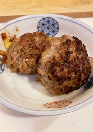 ハンバーグ-レシピのメイン写真