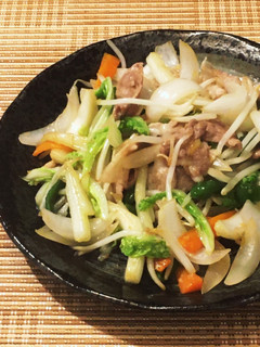初心者必見!シャキシャキ美味しい野菜炒め-レシピのメイン写真