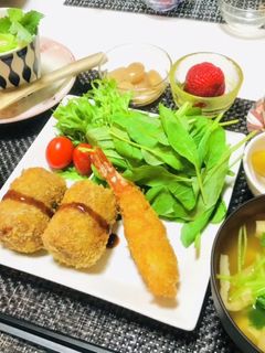 カレーコロッケ・エビフライで晩御飯の献立-レシピのメイン写真