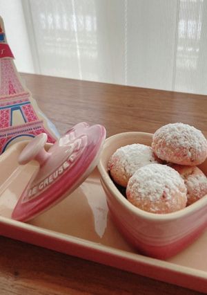 苺のスノーボールクッキー-レシピのメイン写真