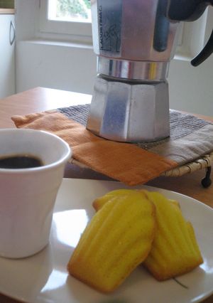 基本のMadeleines(マドレーヌ)-レシピのメイン写真