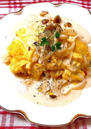 セブンイレブン海老ピラフで！オムライス-レシピのメイン写真