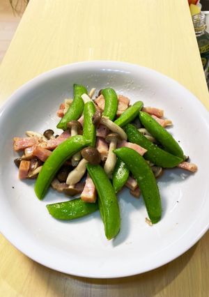 簡単！スナップえんどう豆としめじのソテー-レシピのメイン写真