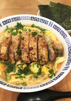 西京漬豚ロース焼の排骨風豚骨醤油ラーメン-レシピのメイン写真