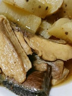 ぶりのあらと長芋の煮物-レシピのメイン写真