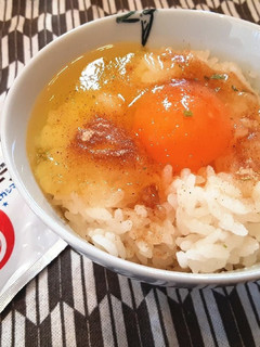 ヒガシマルうどんスープで卵かけご飯♡-レシピのメイン写真