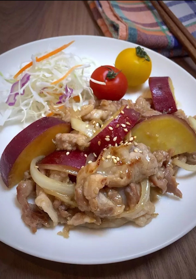 豚こま肉とさつま芋の生姜焼き簡単節約弁当-レシピのメイン写真