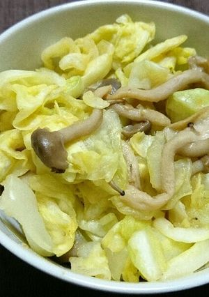 春キャベツとしめじの生姜和え-レシピのメイン写真