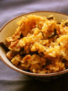こっくり美味!わらびと豚肉の混ぜご飯-レシピのメイン写真