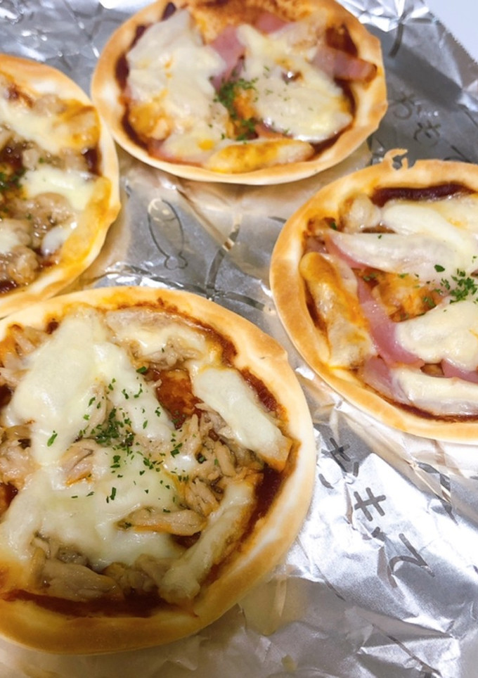 餃子の皮で簡単一口ピザ-レシピのメイン写真
