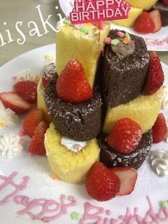 ロールちゃん♪で超簡単ミニケーキ♡ by くまのっぽ 【クックパッド