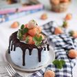 いちごとリナブルーのショートケーキ