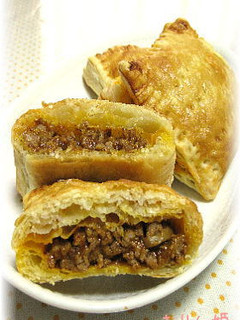 ミートソースで簡単♡カレー風味ミートパイ-レシピのメイン写真