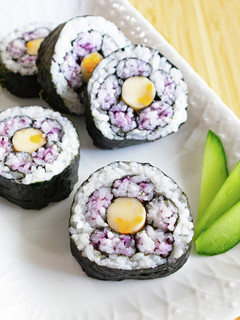 春にぴったり!チーかまの花太巻き-レシピのメイン写真