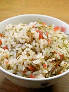 昆布と梅の炊き込みご飯-レシピのメイン写真