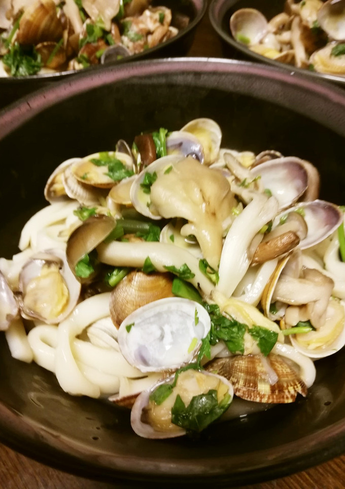 アサリときのこのお酒たっぷり塩うどん-レシピのメイン写真