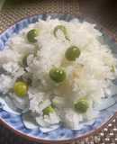 春の味覚、うすいえんどう豆ご飯