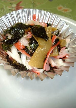 お弁当に！メンマとカニカマ和え-レシピのメイン写真