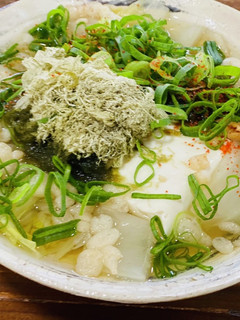 とろろ昆布と揚げ玉の煮奴-レシピのメイン写真