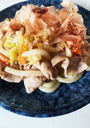 ゆかりのイブクロ 焼きうどん-レシピのメイン写真