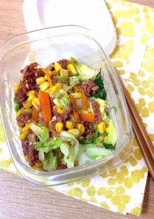春キャベツとコンビーフの野菜炒め作り置き-レシピのメイン写真