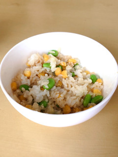 【レンジで簡単】枝豆チーズコーン混ぜご飯-レシピのメイン写真