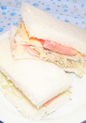 ベーコンと野菜のオーロラソースサンド-レシピのメイン写真