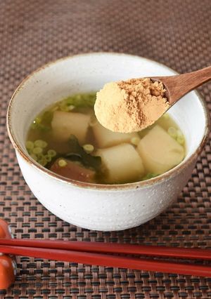 美味しく減塩♪ きな粉入りみそ汁-レシピのメイン写真