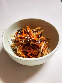 生きくらげ入り生姜風味のきんぴらごぼう-レシピのメイン写真