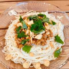 รูปของ 夏の終わりに…納豆スナックそうめん