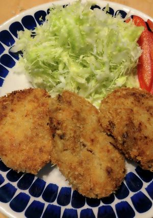 残りもので。肉じゃがコロッケ!!-レシピのメイン写真
