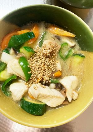胸肉ズッキーニ梅わさび炒め味青椒肉絲風-レシピのメイン写真