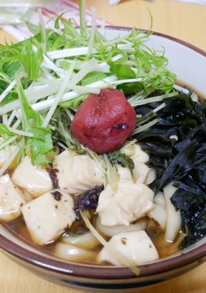 梅わかめうどん-レシピのメイン写真
