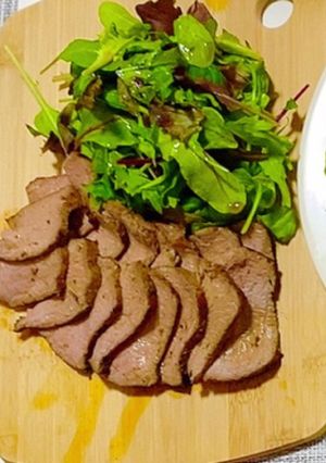 お家で簡単!炊飯器でローストビーフ-レシピのメイン写真