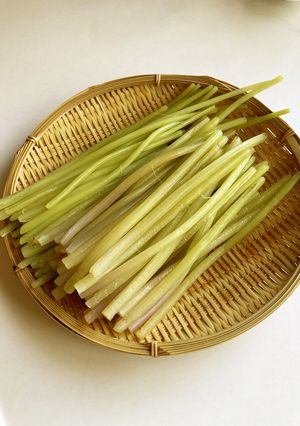 ふきの灰汁抜き（下処理の仕方）-レシピのメイン写真