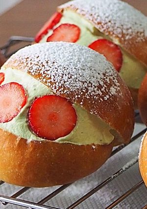 甘さ控えめ抹茶ホイップで和風マリトッツォ-レシピのメイン写真