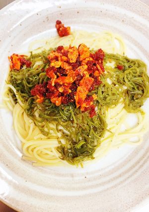 簡単すぎる！めかぶラー油のパスタ-レシピのメイン写真